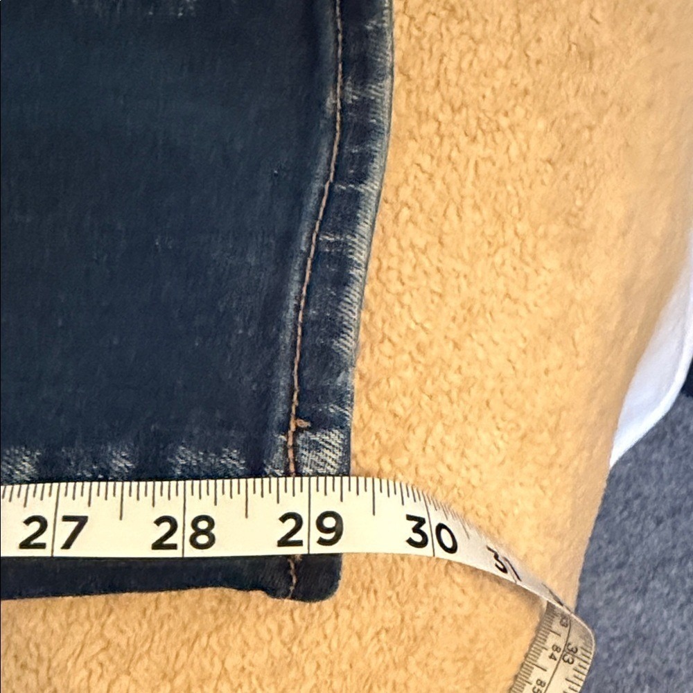 KanCan for Maurices Mid Rise Skinny Jeans Dark Wash Distressed Size 18 116527 - Picture 6 of 8
